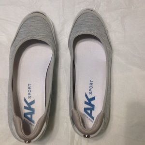 Anne Klein Sport Women's Shoe/Sneaker